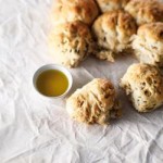 Breekbrood met tuinkruiden